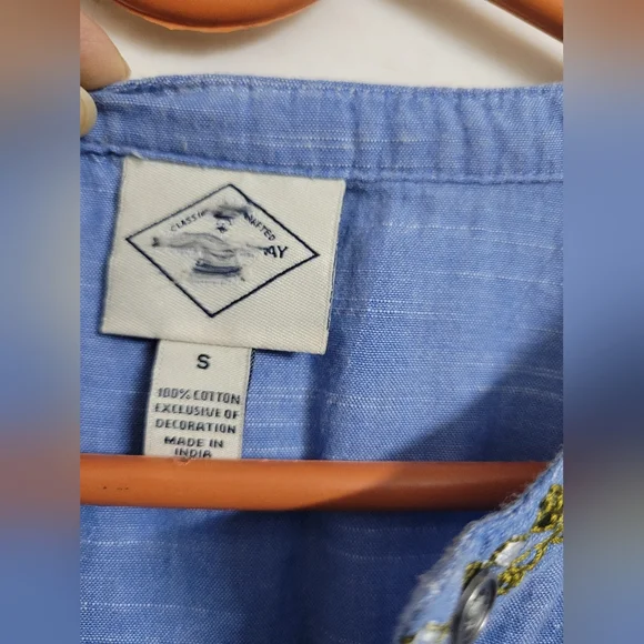 Embroidered Top - Picture 9 of 12